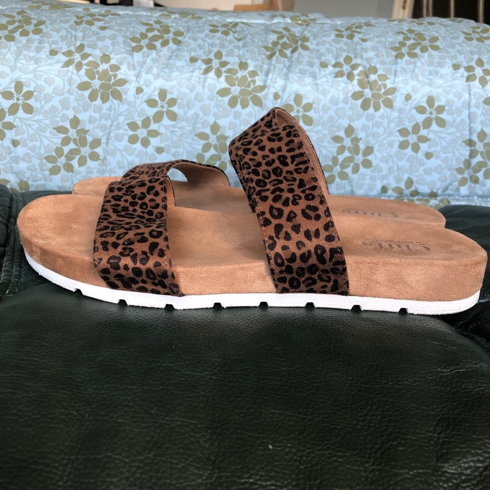 Leopard print slip on sandals